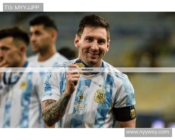 梅西独特足球技术解析:从控球到进攻的全面技巧与创新 梅西独特足球技术解析:从控球到进攻的全面技巧与创新