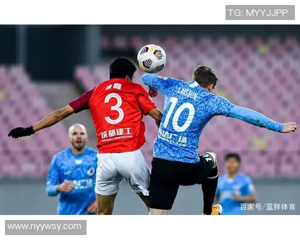 沃尔夫斯堡与门兴对决因意外中断引发球迷热议与关注 沃尔夫斯堡与门兴对决因意外中断引发球迷热议与关注